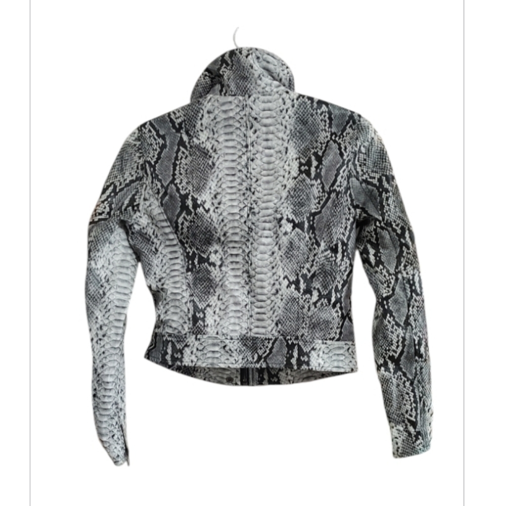 Blank NYC Black and Gray Faux Snakeskin Jacket Size XS - Picture 4 of 9